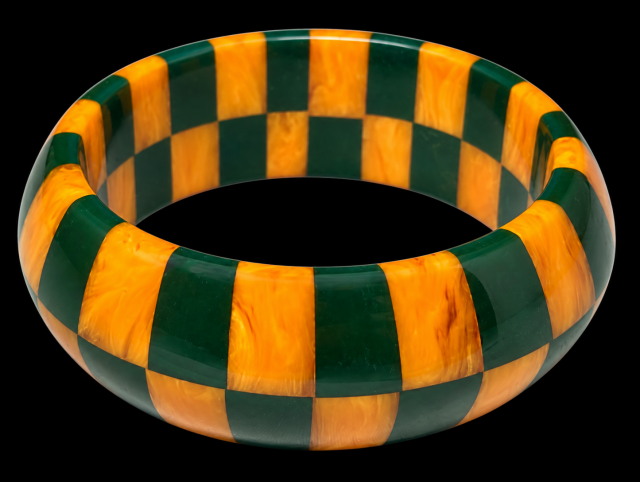 Shultz teal/mango saucer checker bakelite bangle